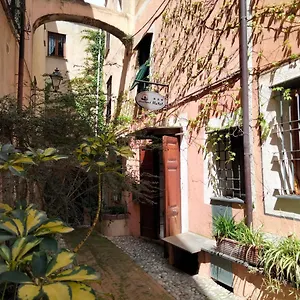 Hotel Overland, Toirano